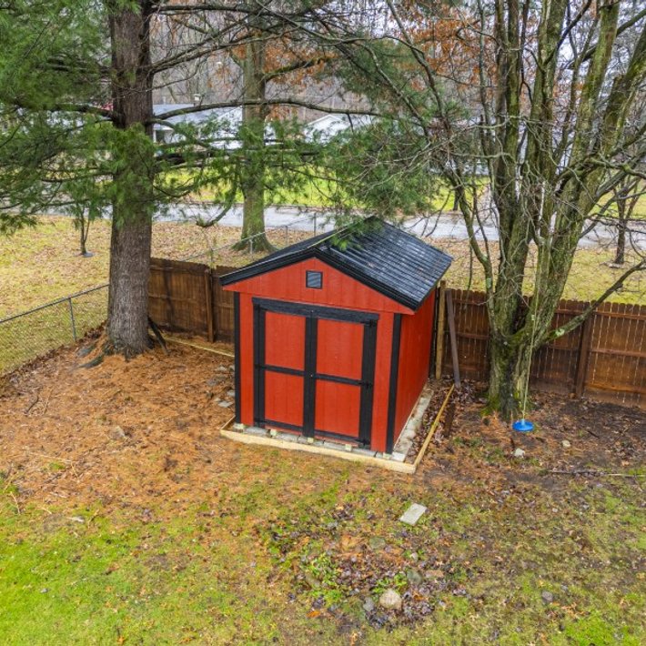 Amish-built barn project by J&J Barns
