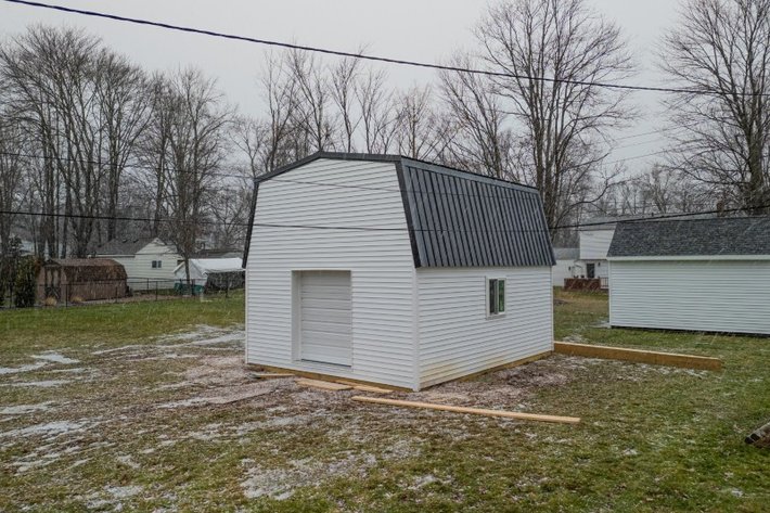 Amish-built barn project