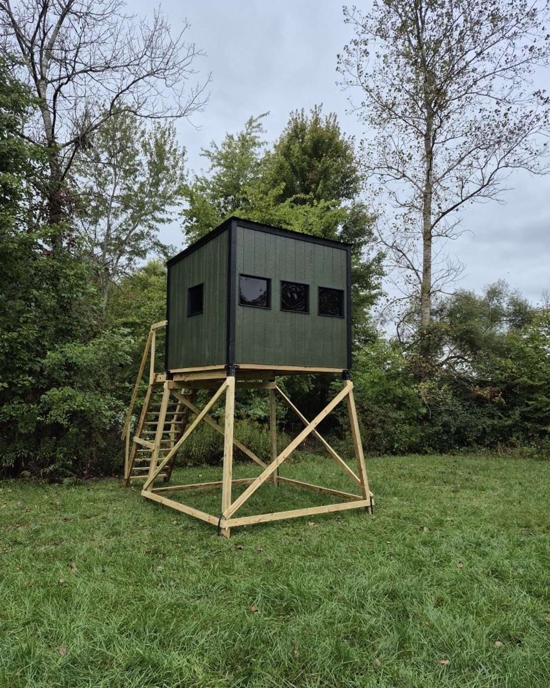 Elevated hunting blind built by J&J Barns